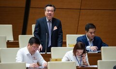 Đại biểu yêu cầu phương án khắc phục quy hoạch treo, Bộ trưởng Xây dựng nói gì?