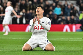 Chấn thương nối tiếp thẻ đỏ, Tottenham tổn thất nặng sau trận thua Chelsea