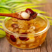 Nấu chè không khó, có ngay món chè hấp dẫn cùng MC Quyền Linh