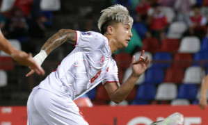 CLB Hải Phòng thua đậm, mất ngôi đầu vào tay Sabah