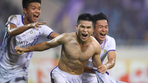 Ghi bàn đánh bại đội Trung Quốc, Tuấn Hải sánh ngang thành tích của Ronaldo