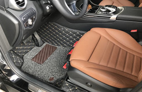 Xử lý khi thảm lót sàn ô tô làm kẹt chân ga