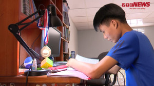 Trao cơ hội nối ước mơ: Thương mẹ, học sinh nghèo vượt khó để thay đổi hoàn cảnh