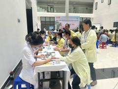 Caryn đồng hành cùng 'Ngày hội chăm sóc sức khỏe' cho người cao tuổi 