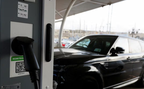 Trung Quốc thống trị thị trường đất hiếm, giới xe điện muốn loại bỏ ảnh hưởng