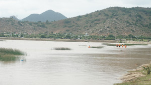 Nam sinh lớp 6 ở Ninh Thuận mất tích, nghi ngã xuống ao