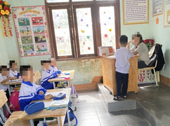 Xác minh việc học sinh lớp 6 'dạy học' thay mẹ