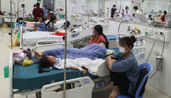 Hơn 50 học sinh tiểu học phải nhập viện cấp cứu sau bữa ăn trưa