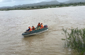 Phú Yên: Hơn 150 cán bộ chiến sĩ tìm kiếm học sinh đuối nước