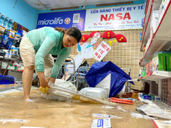 Nguyên nhân ngập lụt diện rộng, mưa lũ khiến 5 người chết và mất tích ở Trung Bộ