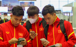 Tuyển Việt Nam về nước muộn, tuyển Iraq gặp bất lợi khi di chuyển