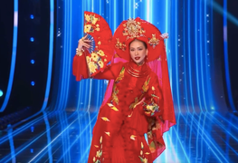 Diện trang phục hầu đồng, Bùi Quỳnh Hoa trình diễn thế nào tại Miss Universe?