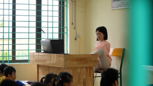 Nghị lực phi thường của cô giáo 'chim cánh cụt' ở Thanh Hóa