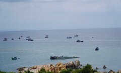 Bình Thuận: Tích cực tìm kiếm cứu nạn 14 thuyền viên đang gặp nạn trên biển