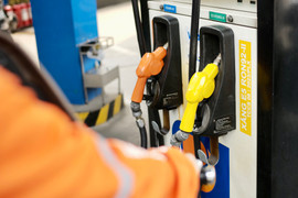 Giá xăng dầu hôm nay 20/11: Quay đầu suy giảm