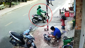 Vụ phóng hoả khiến 3 người tử vong ở TP.HCM: Nghi phạm chở xăng đến gây án