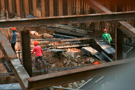 Nhà kiên cố bỗng nứt toác chờ sập: Lỗi chưa khắc phục, dự án vẫn thi công rầm rộ