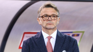 Tuyển Việt Nam thất bại ở Asian Cup 2023: Chưa phải lúc sa thải HLV Troussier?