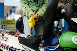 Giá xăng dầu hôm nay 21/11: Chờ động thái mới của OPEC+, dầu tăng trở lại