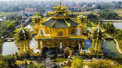 Ngôi chùa nào ở Việt Nam được dát vàng, đẹp tựa chùa vàng Thái Lan?