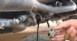 Sai lầm khi thay dầu nhớt xe máy