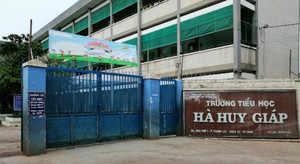 Nghi người lạ tiếp cận học sinh với ý đồ xấu, một trường ở TP.HCM ra cảnh báo