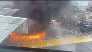 Cận cảnh vụ nổ ở biên giới Mỹ - Canada