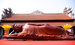 Ngôi chùa nào có tượng Phật bằng gỗ lớn nhất Việt Nam?