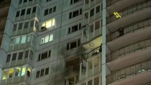 Video UAV Ukraine lao vào chung cư của Nga