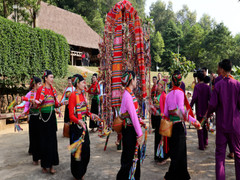 Độc đáo lễ hội Pôồn Pôông của người Mường 