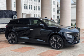 Mạnh hơn, thông minh hơn, giá hợp lý hơn: VF 7 'gây áp lực lớn' tại phân khúc C