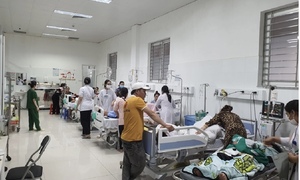 Hơn 80 học sinh nhập viện, nghi do bị ngộ độc ở Kiên Giang