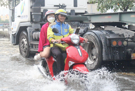 Dự báo thời tiết TP.HCM hôm nay 27/11: Triều cường trên mức báo động 3