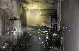 Hà Nội: Cháy nhà 4 tầng trong ngõ, 5 người thoát nạn