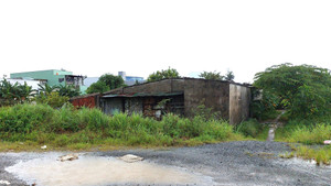 Nhà đất 100m2 đền bù 108 triệu đồng: Dân kêu bất công, chính quyền nói gì?