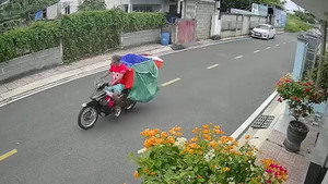 Bị trộm xe máy cùng 30 đơn hàng, shipper đuổi theo trong vô vọng 