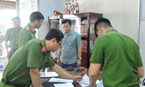 Khởi tố, bắt giam nguyên đăng kiểm viên ở Long An nhận hối lộ