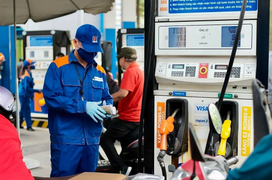 Thủ tướng: Tăng cường kiểm tra việc lập hóa đơn điện tử ở các cửa hàng xăng dầu