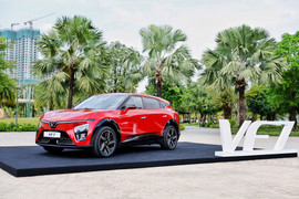 VinFast nhận đặt cọc xe VF 7 từ hôm nay