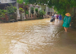 Tin mưa lớn Trung Bộ từ đêm 3/12 và dự báo thời tiết 10 ngày tới