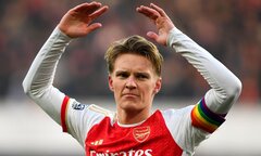 Saka, Odegaard giúp Arsenal đánh bại Wolverhampton