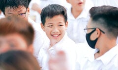 Hơn 10.000 học sinh Hà Nội được miễn học phí