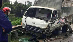 Xin vượt bất thành, xe đầu kéo gây tai nạn đáng sợ