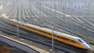 Tàu cao tốc bí ẩn nhất Trung Quốc: Không chở hàng, chở khách, chỉ chạy buổi đêm