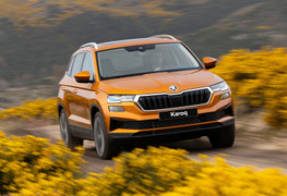 Ô tô nhập khẩu đua nhau giảm phí trước bạ, khách lợi cả trăm triệu