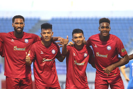 CLB Khánh Hòa nợ phí lót tay hàng chục tỷ đồng, cầu thủ dừng tập luyện