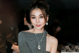 Siêu mẫu Thanh Hằng: 'Ông xã tôi không quen đến nơi xa hoa'