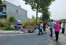 Ô tô ở Bình Dương húc văng 2 xe máy, 5 người bị thương