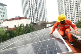 Điện mặt trời mái nhà giá 0 đồng: Chuyên gia bày cách để người lắp không thiệt