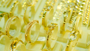 Giá vàng hôm nay 11/12: Vàng thế giới tăng nhẹ